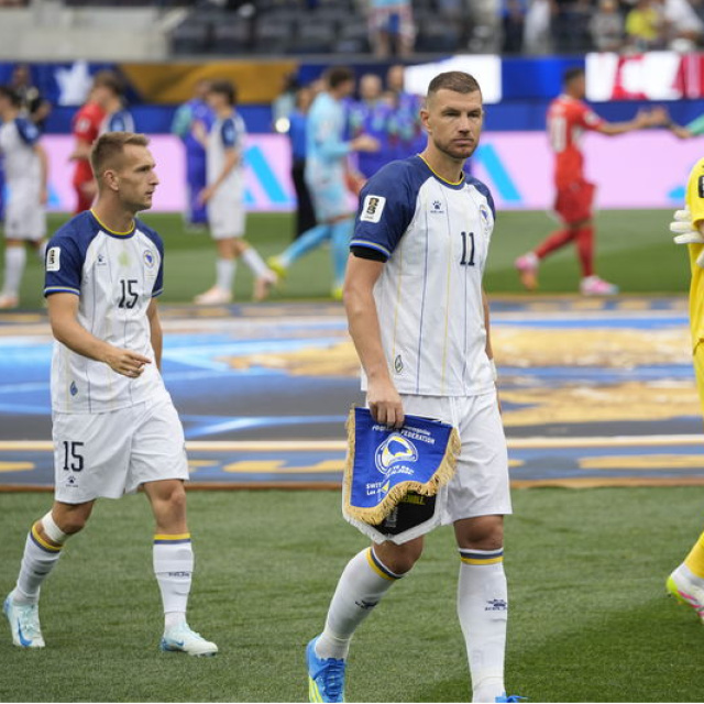 Edin Dzeko milli takıma veda ediyor!