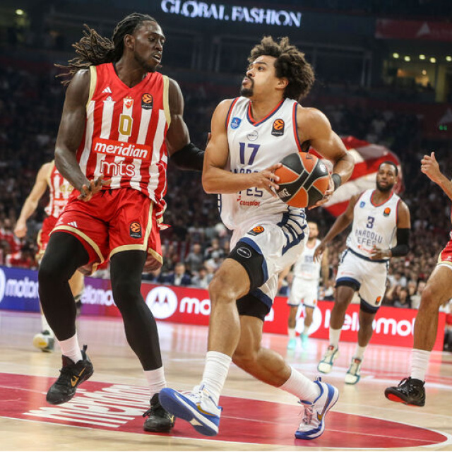 A. Efes deplasmanda Kızılyıldız'a mağlup oldu