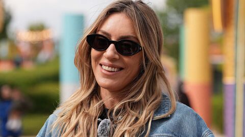 Sinem Kobal, Rami Kütüphanesi'nde düzenlenen AileFest'i ziyaret ederek çocuk