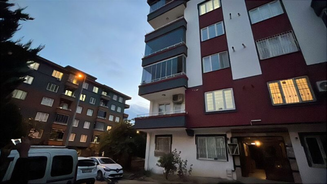 Gaziantep'te aile faciası! Pencereden düştüler
