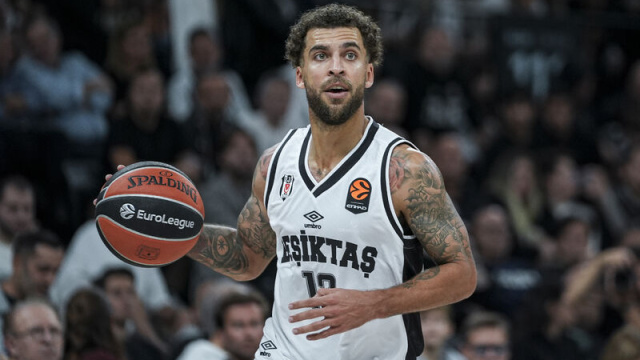 Beşiktaş, EuroLeague'de Barça'ya direnemedi!