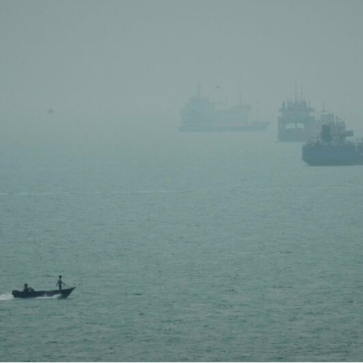 Hürmüz Boğazı'nda bir tanker vuruldu