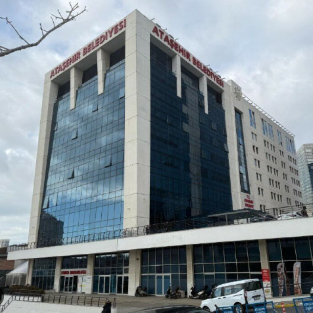 Ataşehir Belediyesi'ne operasyon: 13 gözaltı