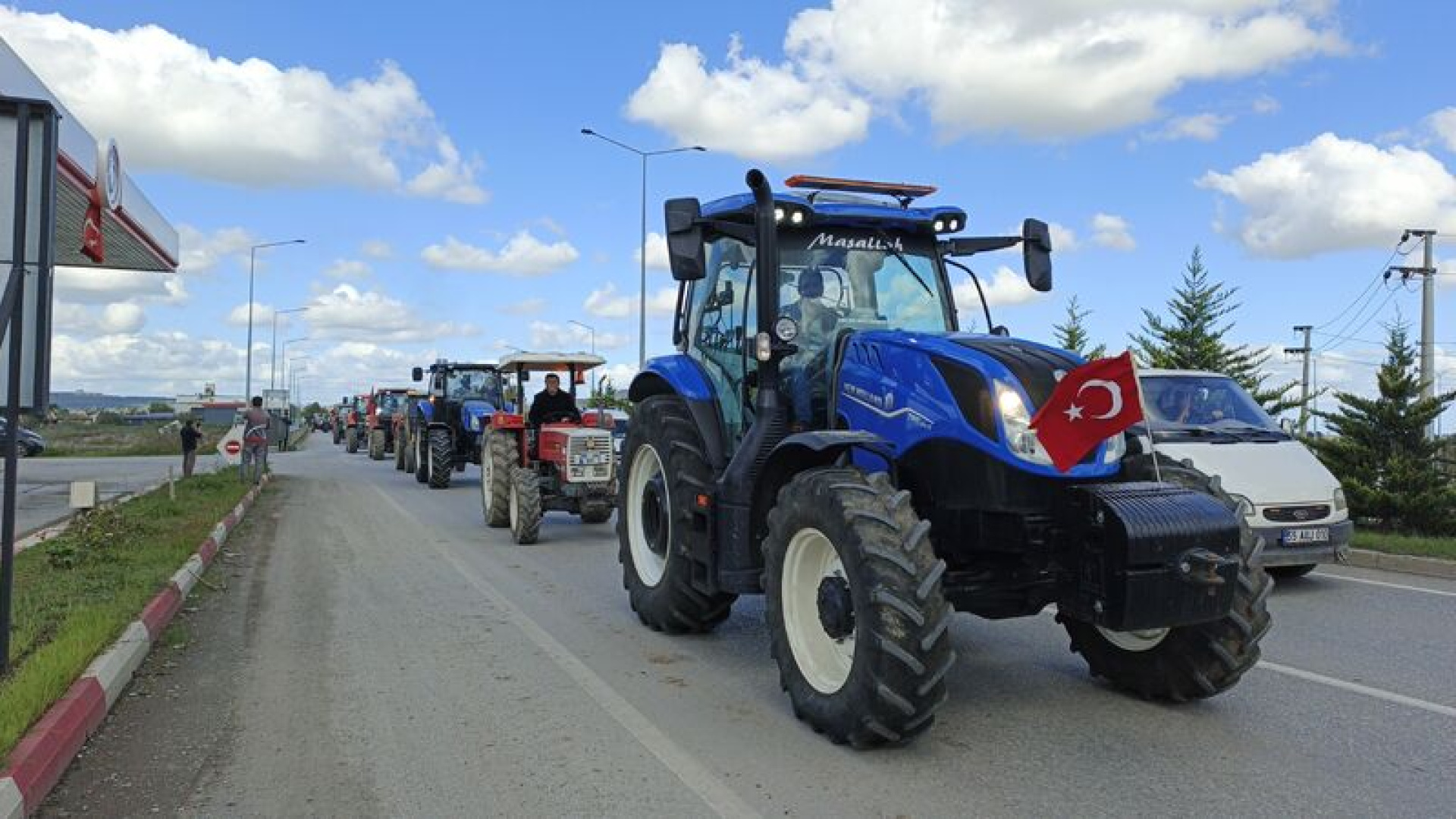 Bafra'da 4 kilometrelik "çeltik" konvoyu