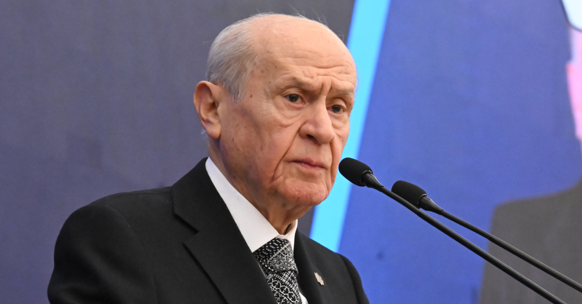 Bahçeli: Türkiye arınma sürecinden geçiyor