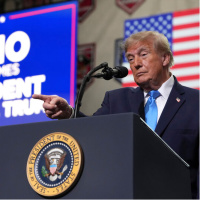 Trump'tan İran'a ilişkin: Karar aşamasındayım