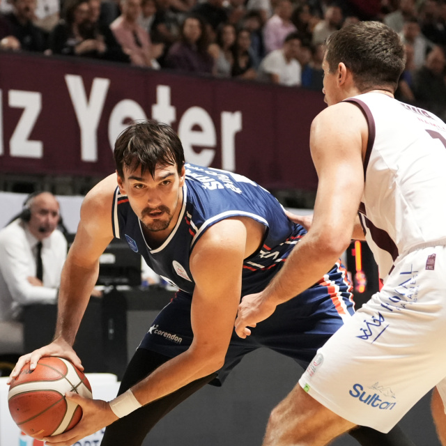 A.Efes deplasmanda kazandı!