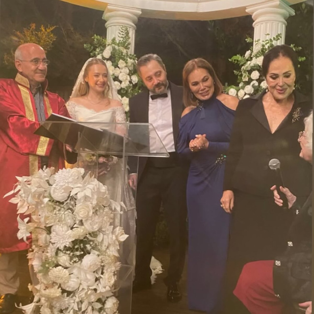Yeğenini evlendirdi