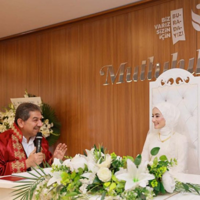 Esenler'de çiftlere ücretsiz nikah hatırası