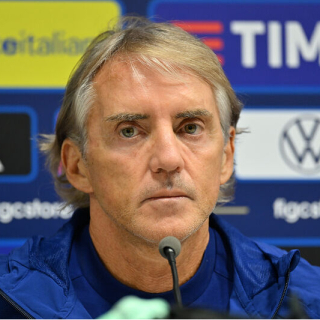 Mancini'den Montella'ya övgü!