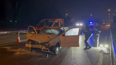 Bursa'da yolun karşısına geçmek isterken otomobilin çarptığı yaya, ağır
