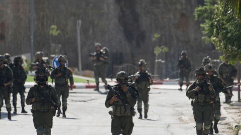"İsrail'in iç savaş veya siyasi çöküş riski var"