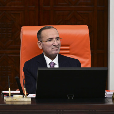 Bozdağ TBMM Başkanvekilliği'nden istifa etti