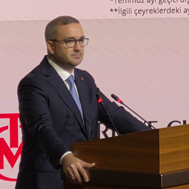 "Fondan çıkışlar mevduata yöneldi"