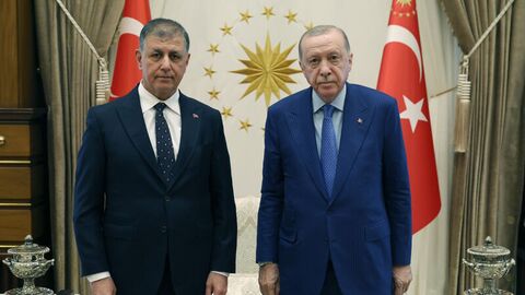 Cemil Tugay AK Parti'ye katılacak