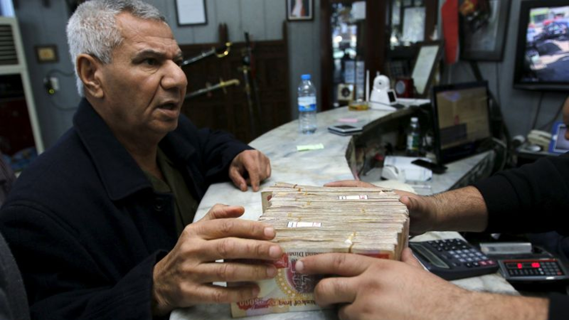 Irak'tan devalüasyon kararı