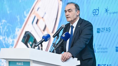 Neler oluyor? İzmir Belediye Başkanvekili, çekildi