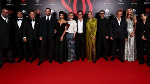 Farah Zeynep Abdullah, Barış Arduç ve Tuba Büyüküstün'ü buluşturan mistik