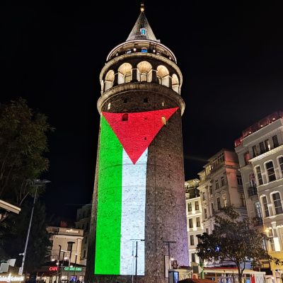 Galata’da Filistin’in ışığı