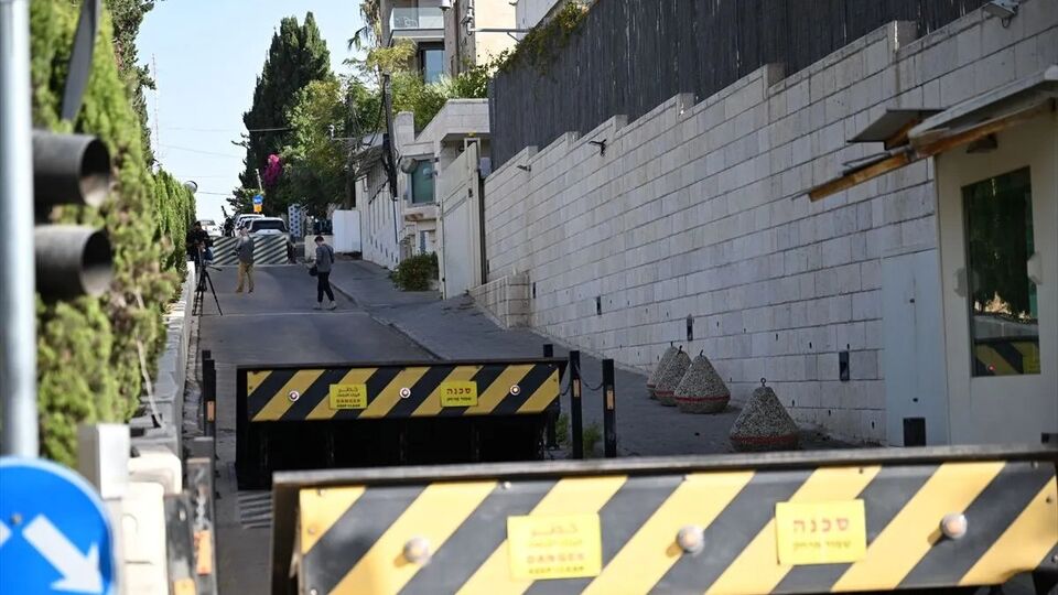 Tel Aviv ve Londra arasında ipler geriliyor