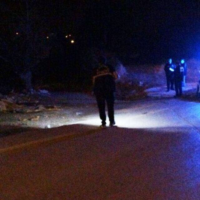 Bir kadın silahla 2 kadını vurdu