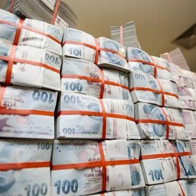 Bankacılığın kredi hacmi 28,6 trilyon liraya yükseldi