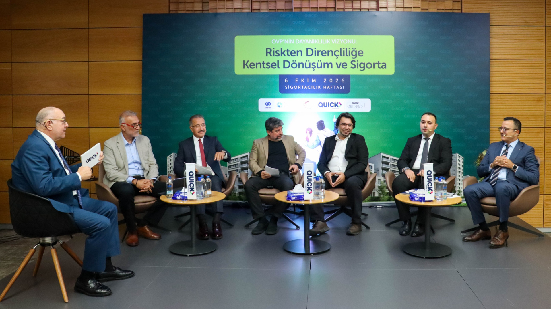 Kentsel dönüşüm ve sigorta zirvesi
