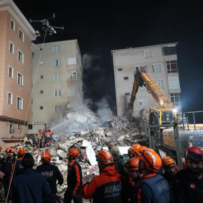 Maltepe'de çöken binada 5 kişi hayatını kaybetti