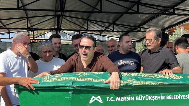 Kızını toprağa verdi