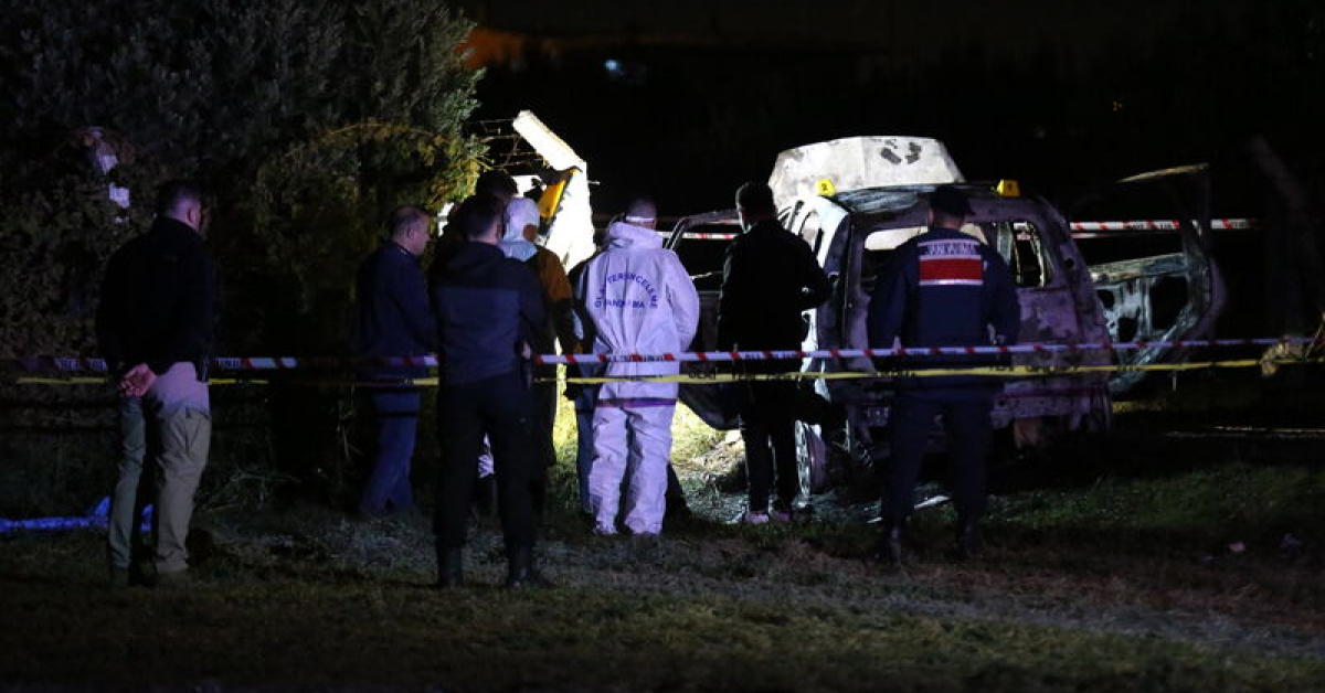 Man’s body found in car after fire in Akhisar