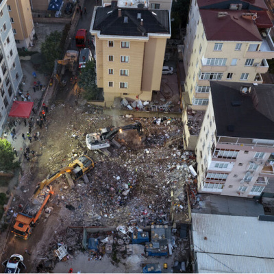 Maltepe'de çöken binanın enkaz çalışmaları tamamlandı