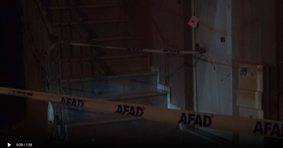 Building sealed after truck scrapes it in Istanbul’s Ataşehir district