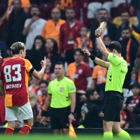 Eski hakemlerden penaltı ve kırmızı yorumu!
