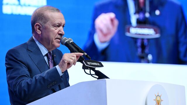 "Tekno oligarklar karşısında güvencemiz teknofest gençliği"