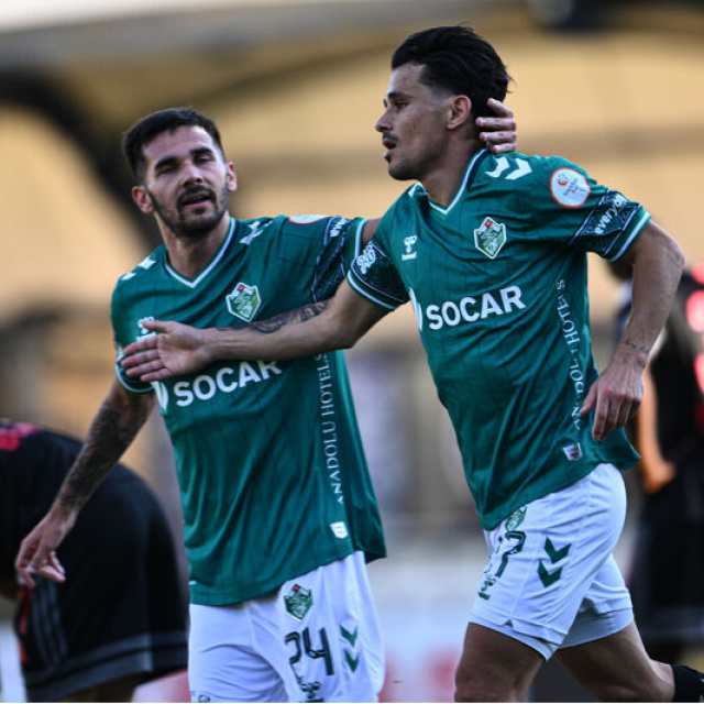 Iğdır FK, üç puanı iki golle aldı!