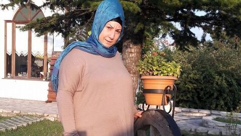 İstanbul Sarıyer’de 48 yaşındaki Müyesser Kartav, okuldan eve gelen 16
