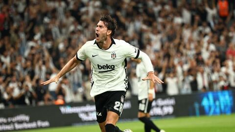 Vlahovic'ten Orkun Kökçü'ye övgü!