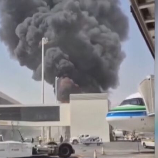 Husiler Suudi Arabistan'da havalimanlarını hedef aldı, gerilim tırmandı