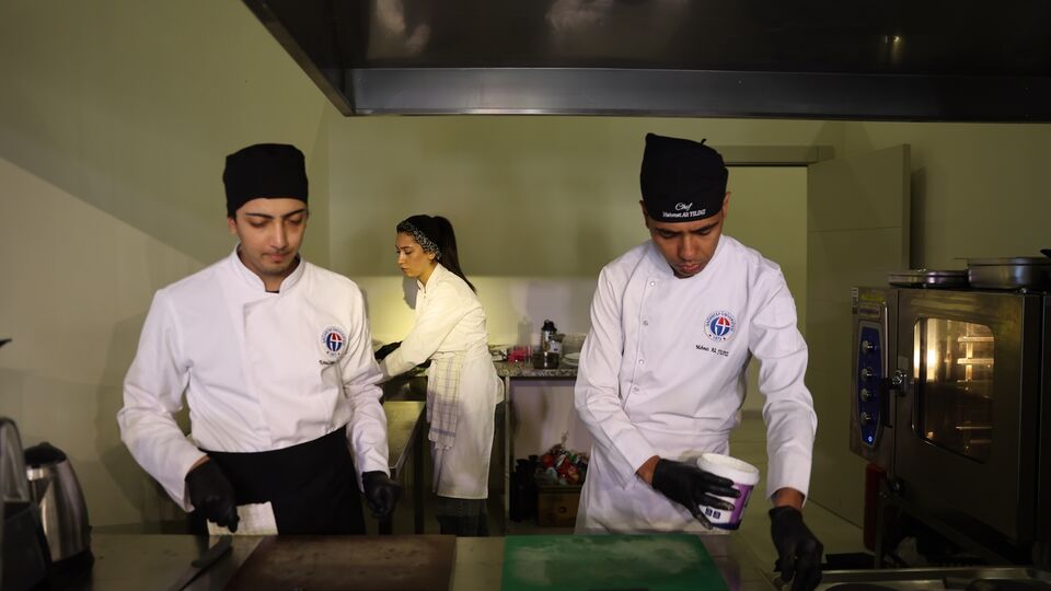 Üniversiteli şefler GastroAntep'te yerel lezzetler için yarıştı