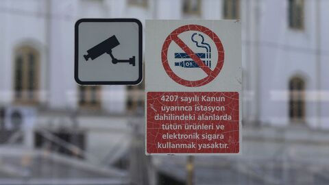 Neler oluyor? Sigara yasağı açık alanlara genişliyor