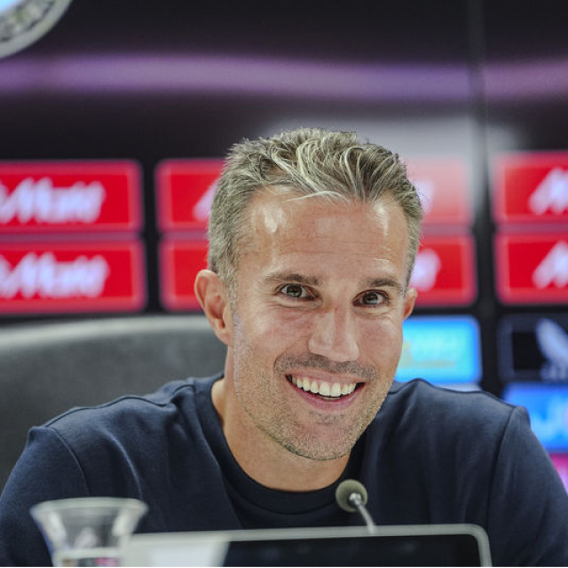 "Dirk Kuyt hak ettiği değeri görmedi"