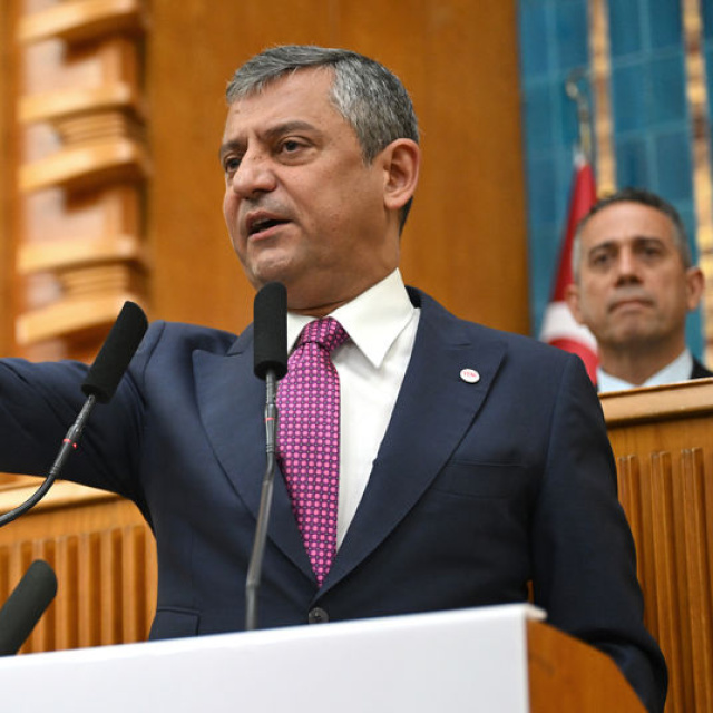 Özgür Özel TBMM'de konuşuyor
