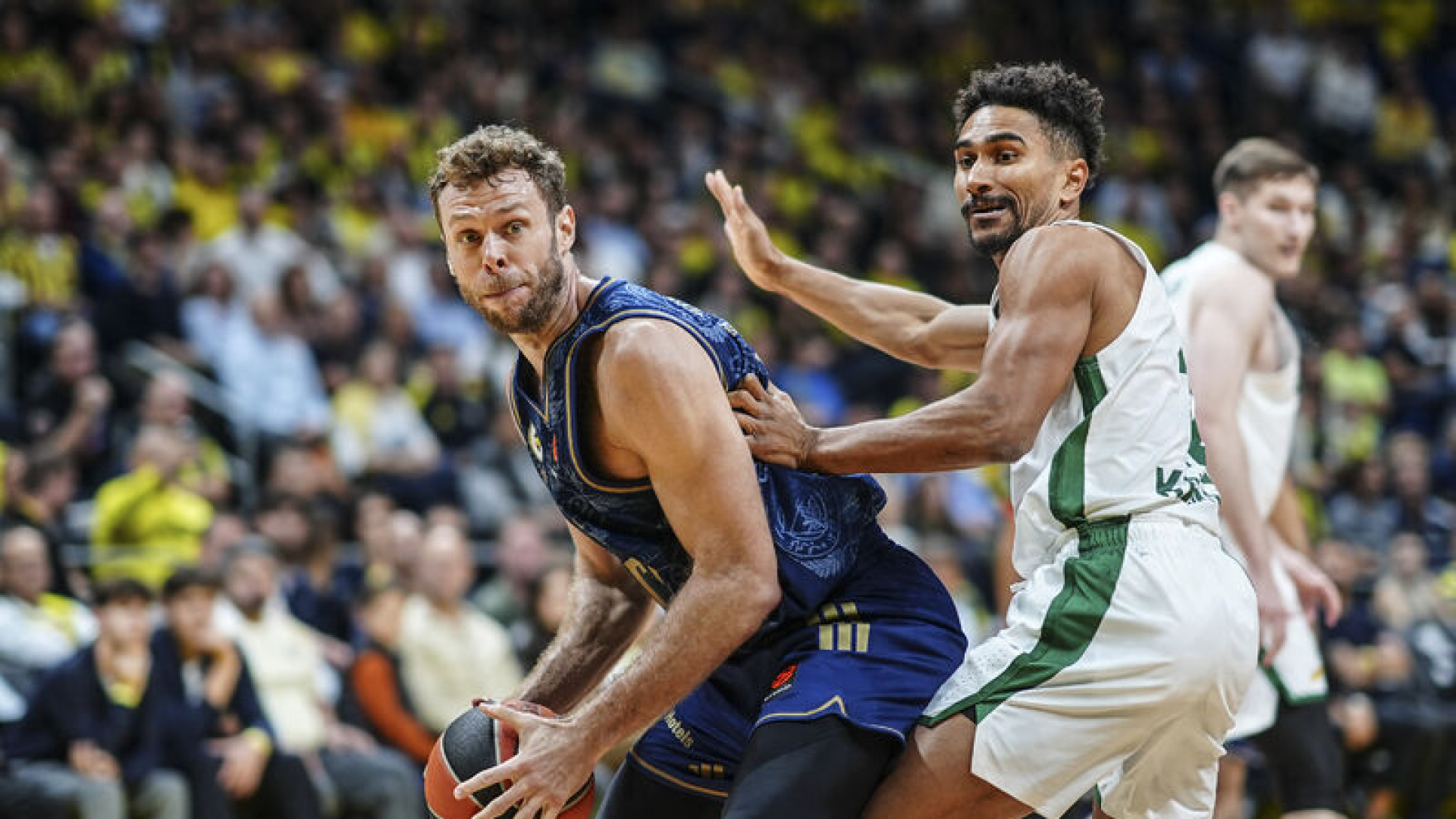 F.Bahçe Tarfin, Zalgiris'i farklı geçti!