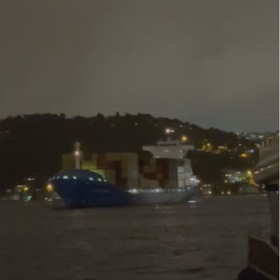 İstanbul Boğazı'nda sürüklenen gemi kurtarıldı