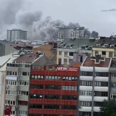 İstanbul'da sanayi sitesinde yangın