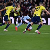 Fenerbahçe İngiltere'de ağır yaralı!