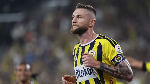 Fenerbahçe'nin defans oyuncusu Milan Skriniar, UEFA Şampiyonlar Ligi'nin 2.