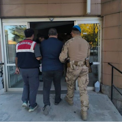 İzmir'de FETÖ şüphelisi yakalandı