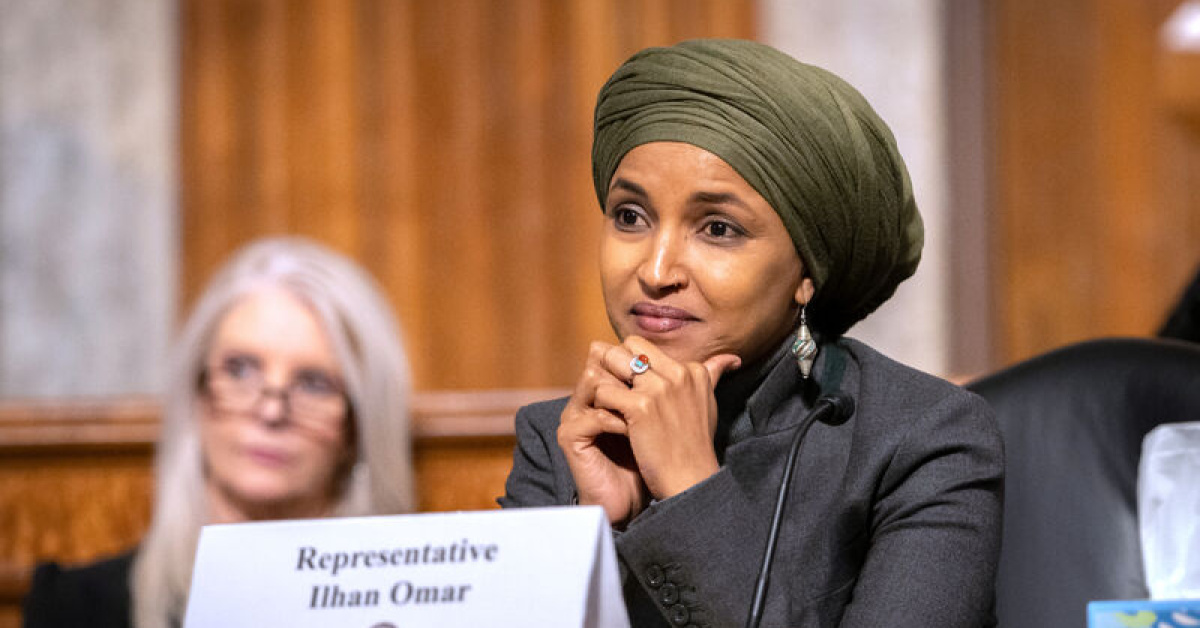 US Raids Home of Democratic Congresswoman Ilhan Omar in Immigration Probe