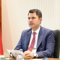 Bakan Kurum: Zorunlu olmadıkça evden çıkmayın